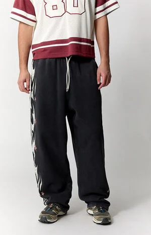 Black Flame Star Fleece Baggy Sweatpants image number 2