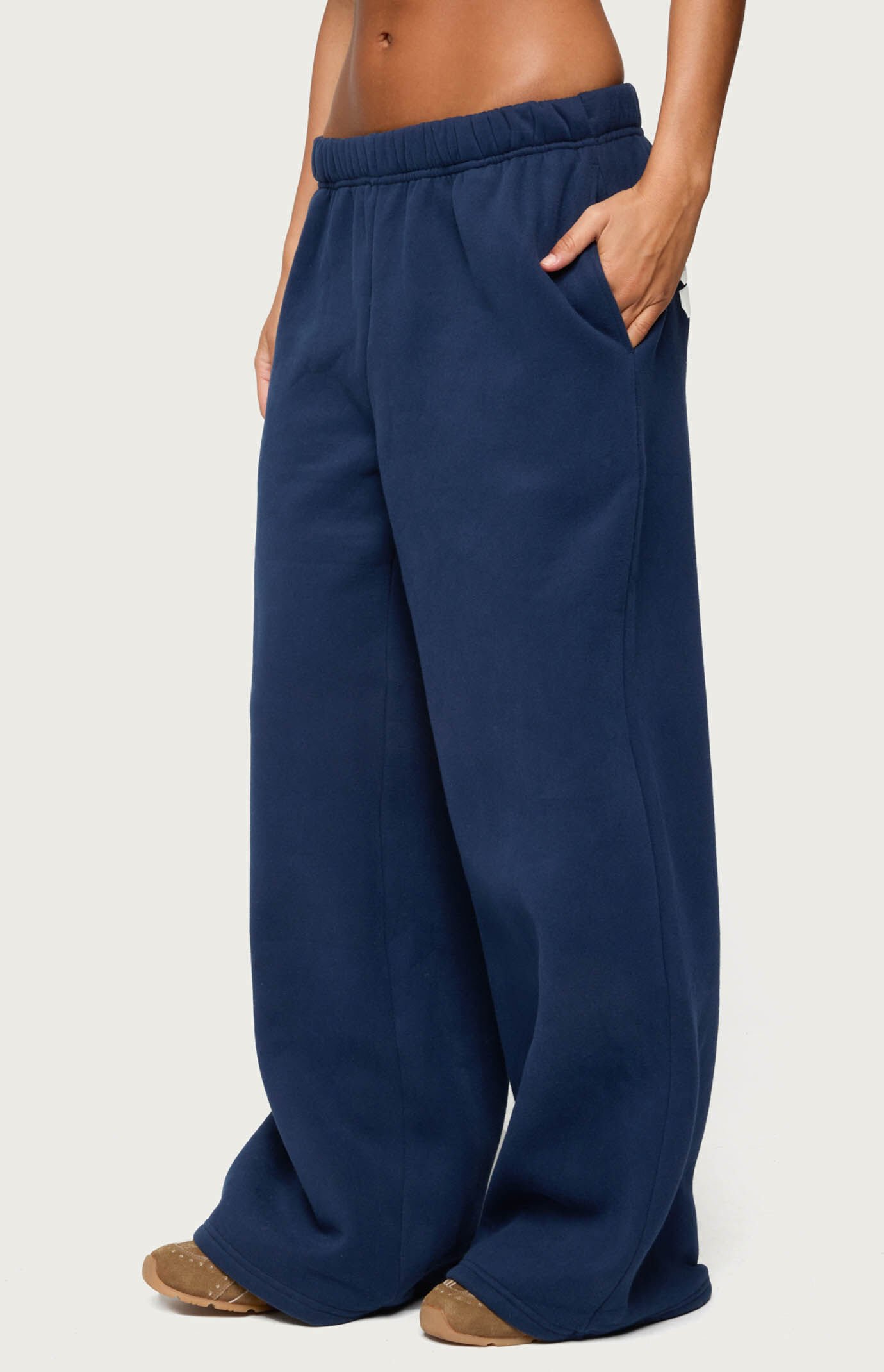 Edikted Senior Girl Straight Leg Sweatpants
