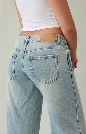 Casey Low Rise Baggy Jeans Medium Indigo Wash Tint image number 4