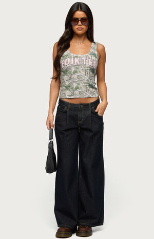 Pleated Low Rise Wide Leg Jeans image number 5