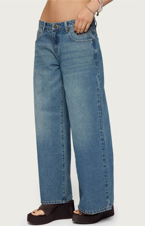 Petite Vyxen Vintage Washed Low Rise Jeans image number 2