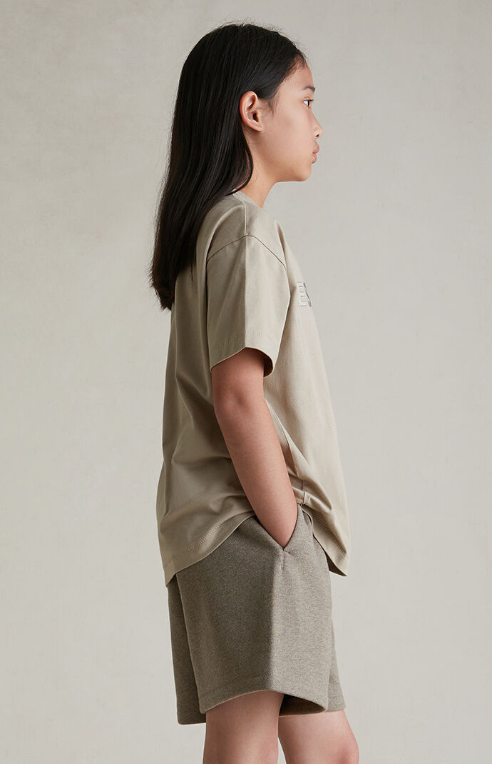 Fear of God ESSENTIALS Kids Homestead Heather Fleece Soccer Sweat