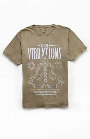 Good Vibrations Vintage T-Shirt Good Vibrations Vintage T-Shirt image number null