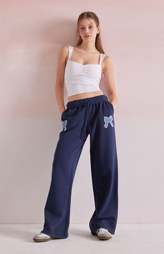 【即完】RADIANT Back snap 2way pants ブルー Beverly and Beck Denim Bow Applique Baggy Sweatpants | PacSun