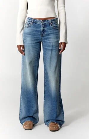 Casey Low Rise Baggy Jeans Medium Indigo image number 2