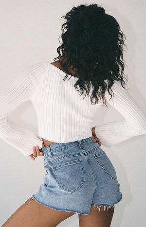 Feels Like Summer Denim Shorts image number 5