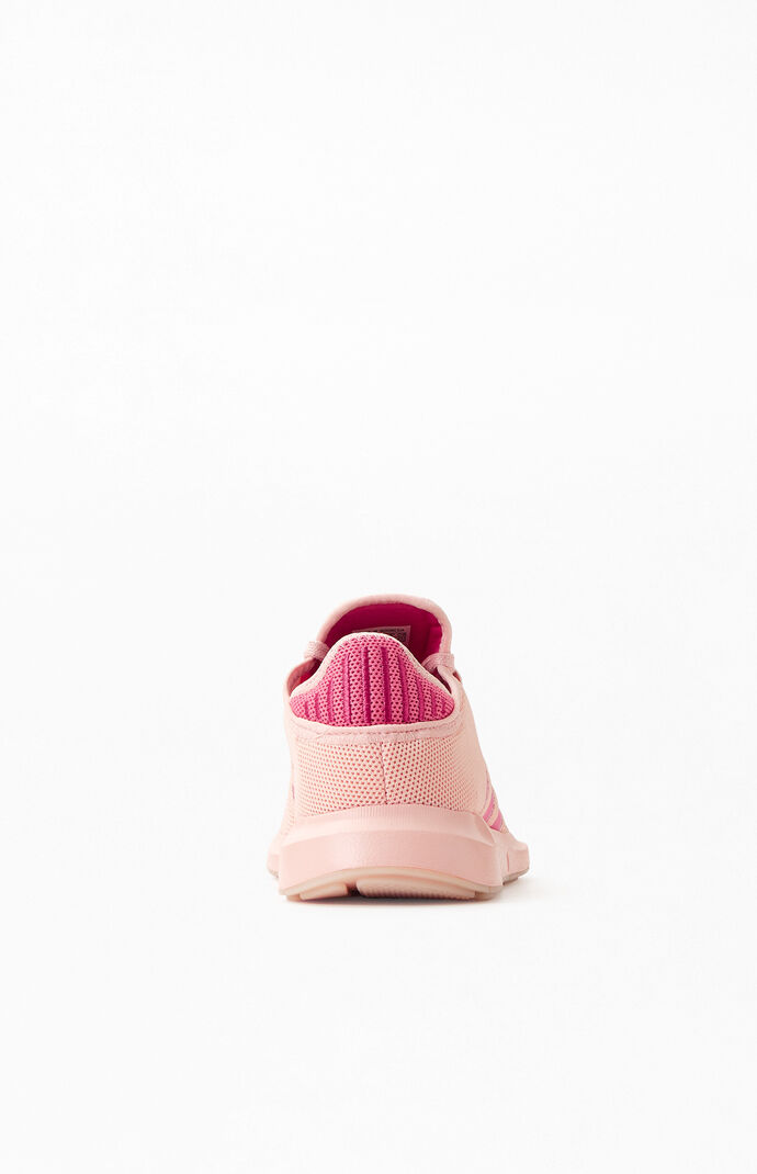 Pink Swift Run X Sneakers