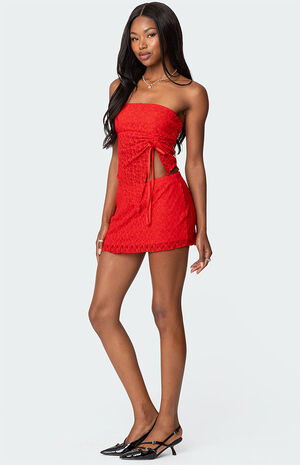 Amara Asymmetric Textured Lace Tube Top image number 4