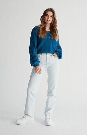 Eco Light Blue Mom Jeans image number 4