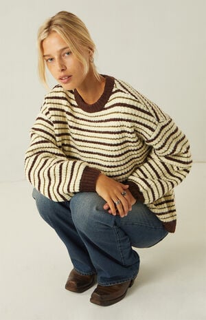 Alexia Oversized Boxy Sweater image number 2