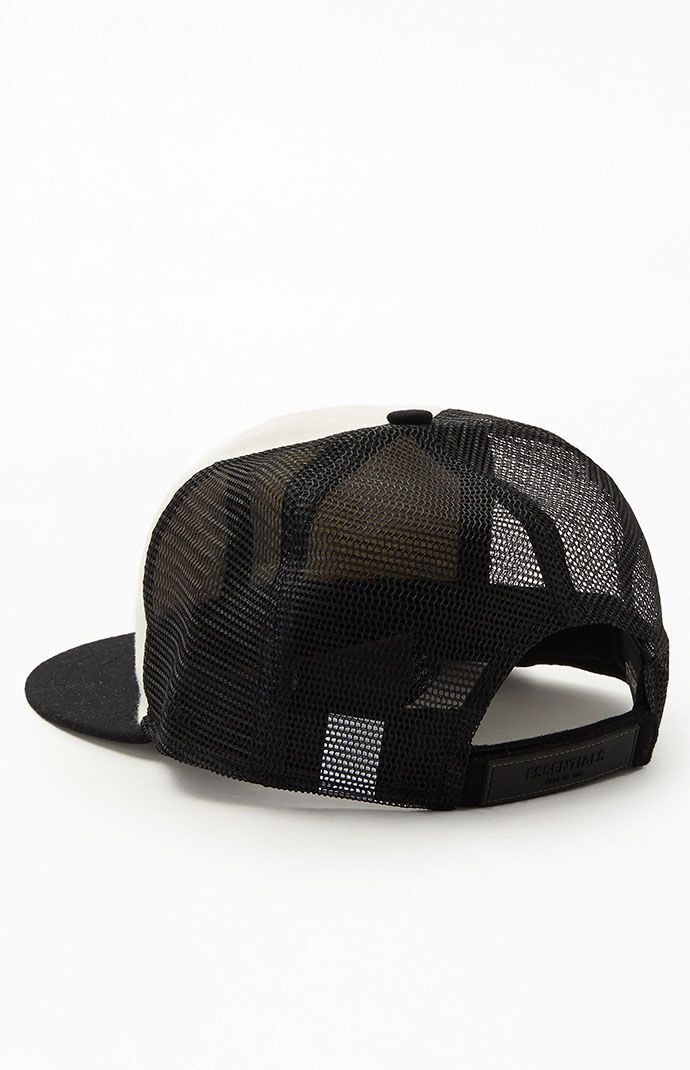 x New Era Black & Cream Wool Trucker Hat