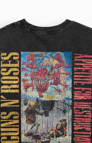 Guns N Roses Skulls T-Shirt image number 4