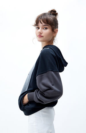 Black Oversized Colorblocked Hoodie image number 2