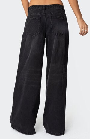 Pleated Detail Low Rise Jeans image number 5