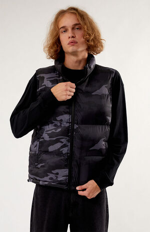 Black Camo Puffer Vest image number 1