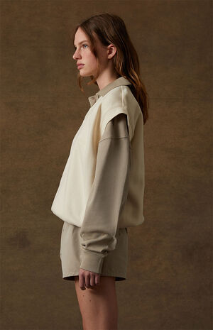 Women's Egg Shell V-Neck Vest image number 3