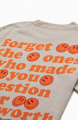 Know Your Worth T-Shirt image number 4