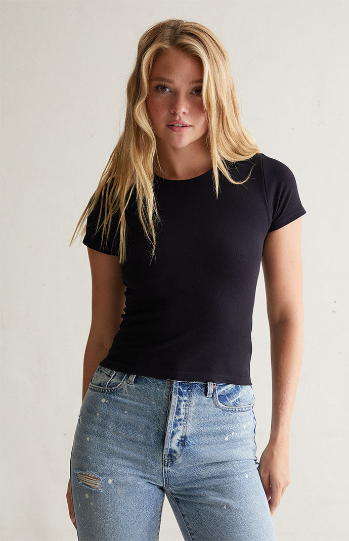 Contour Lush Fitted T-Shirt