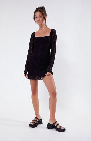 Long Sleeve Lace Shift Mini Dress image number 3