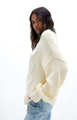 Dream Cable Crew Neck Sweater Dream Cable Crew Neck Sweater image number null