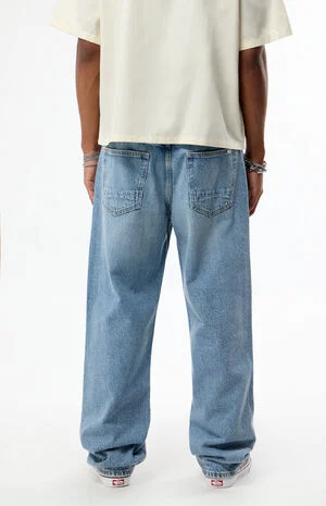 Logan Relaxed Straight Jeans Light Blue image number 4