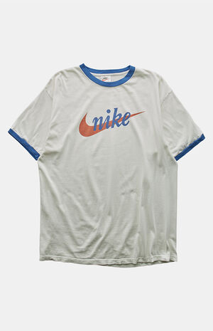 2000s Nike Graphic T-Shir image number 1