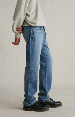 Classic Blue 5-Pocket Jeans image number 4