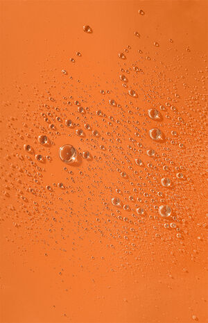 Weightless Hydration Clear Spray SPF 30 image number 4