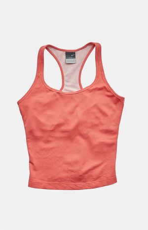 2000s Red Y2K Workout Nike Tank Top image number 1