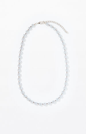 Silver Pearl Necklace image number 1