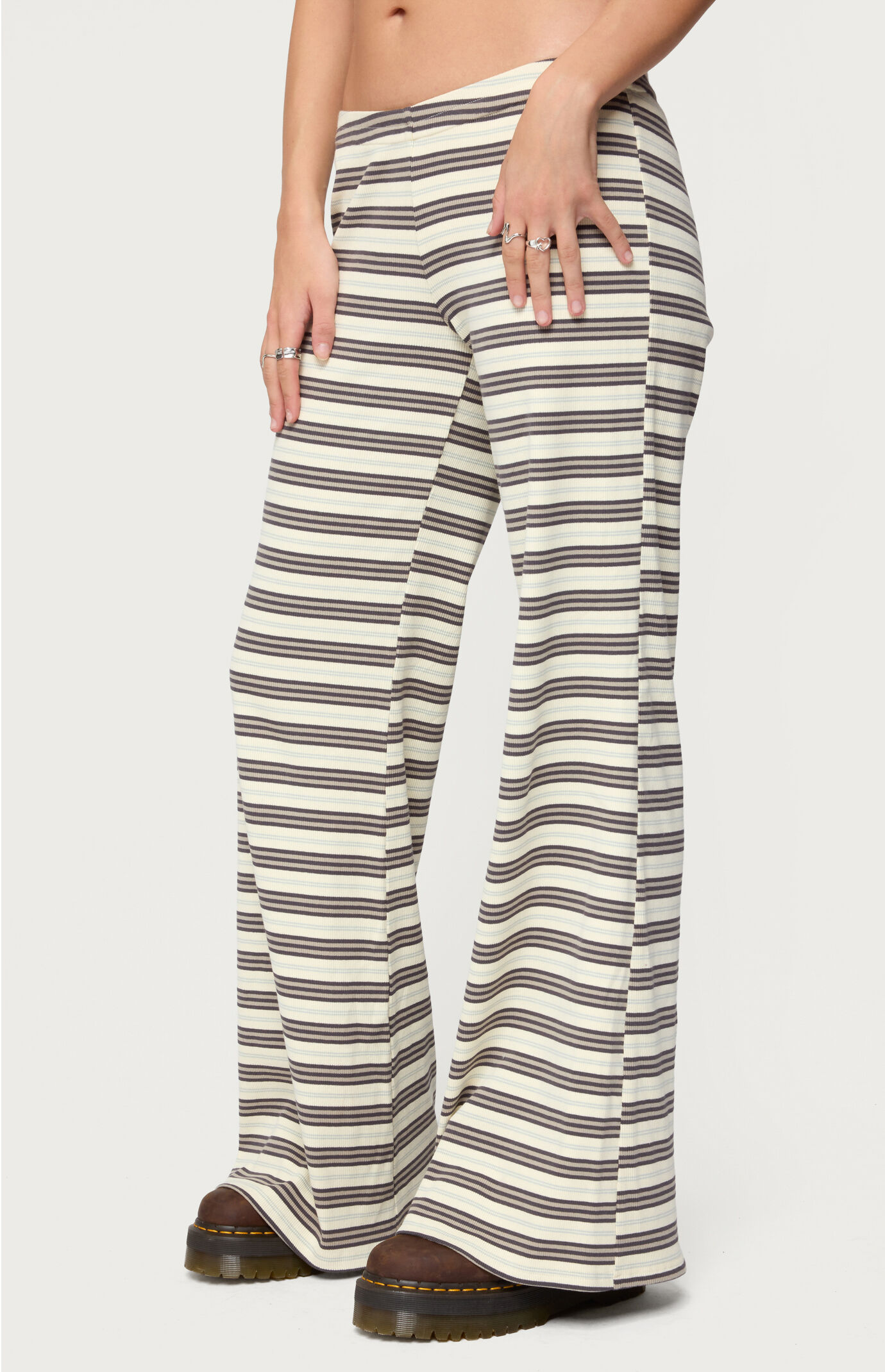 Edikted Avalie Striped Ribbed Pants