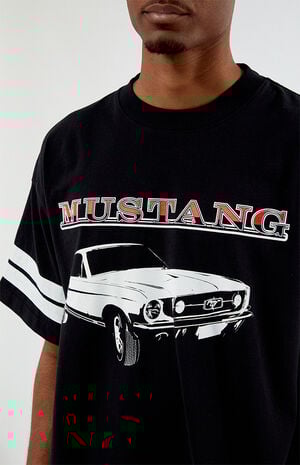 Mustang Oversized T-Shirt image number 2