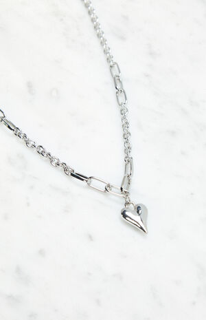 Heart Chain Link Necklace image number 2