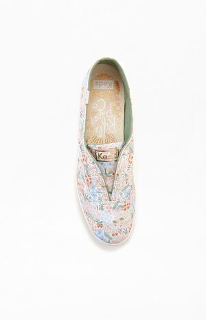 Women's Chillax Meadow Sneakers image number 5