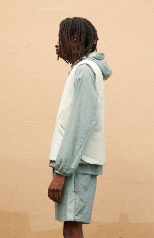 Active Off White Ripstop Running Vest image number 4