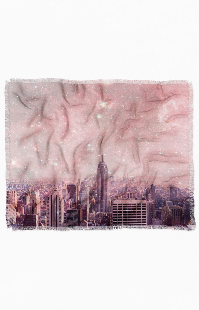 Stardust Covering New York Throw Blanket