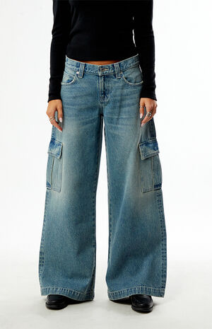 Sloane Low Rise Ultra Baggy Jeans Cargo Light Blue image number 2