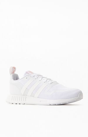 Women's White Smooth Runner Sneakers image number 1