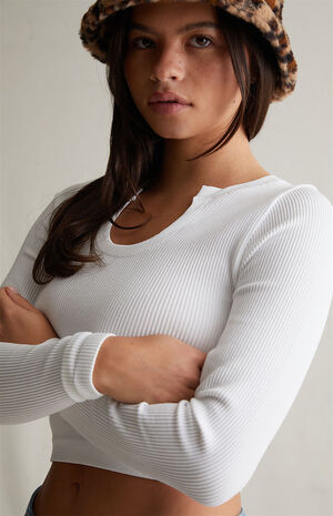 Seamless Notched Neck Long Sleeve Top image number 1