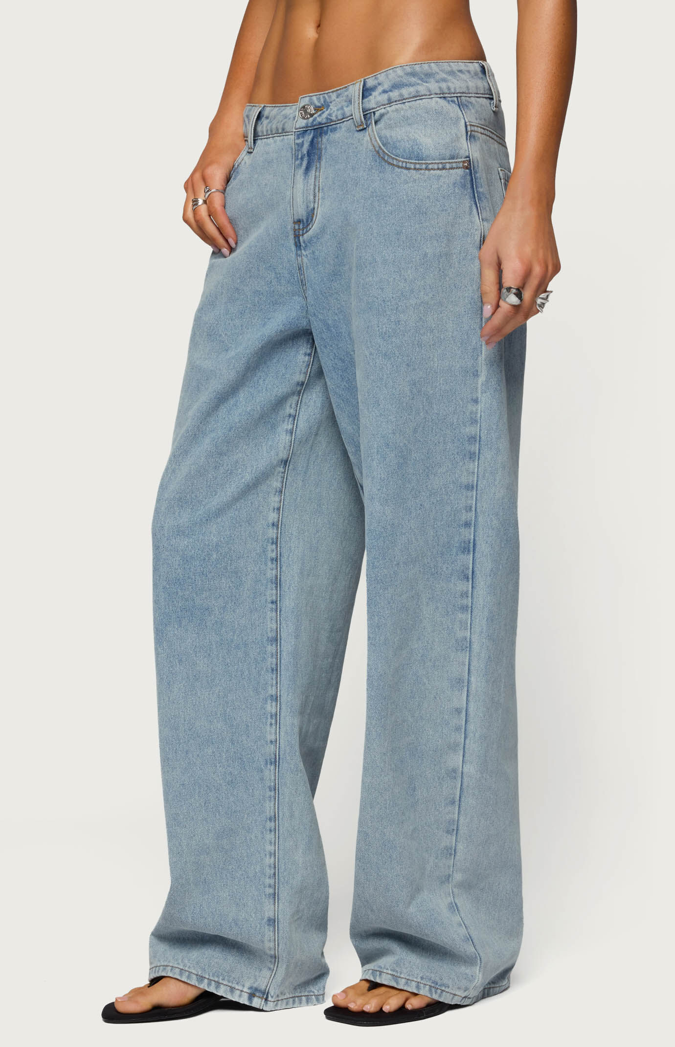 Edikted Dalina Washed Low Rise Baggy Jeans