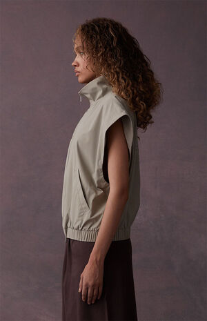 Women's Seal Running Vest image number 3