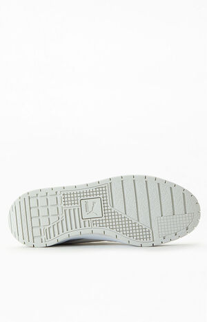 Women's Grey & White Cali Dream Selflove Sneakers image number 4