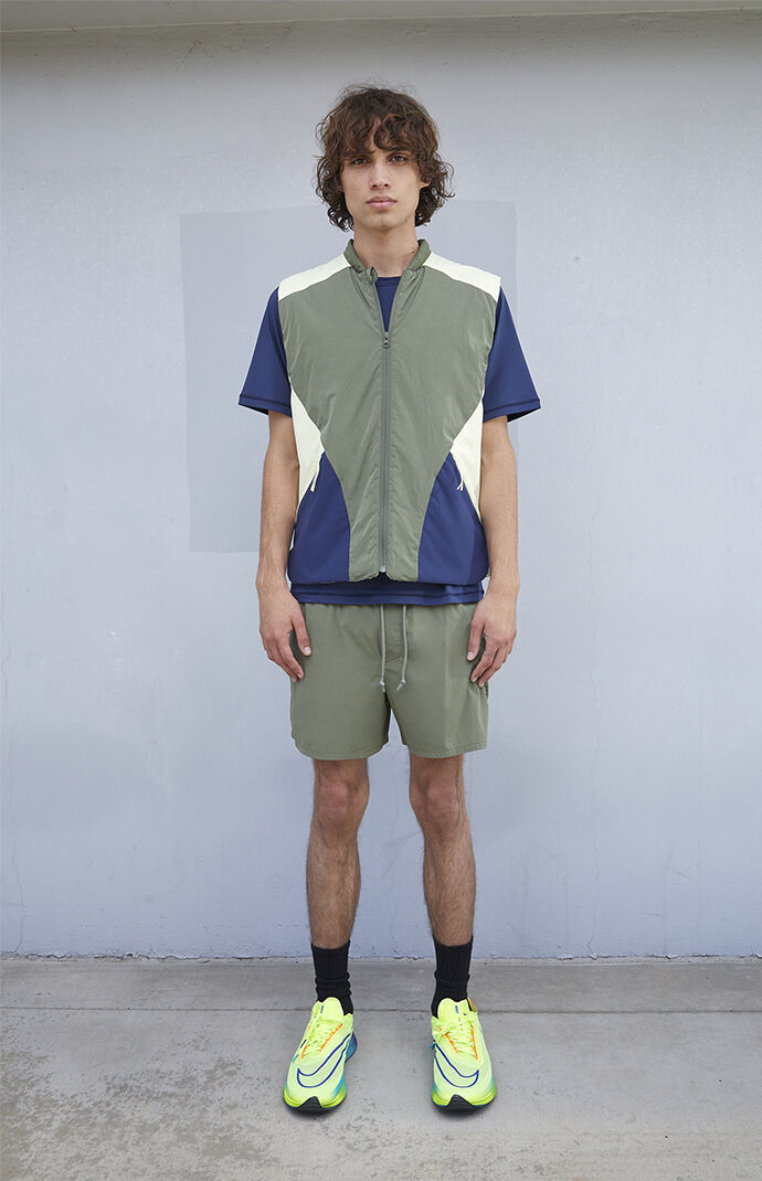 商品画像：seeksole ss tech nylon vest 4