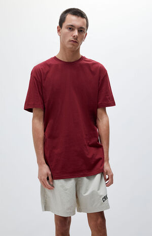 Burgundy Regular Fit Solid T-Shirt image number 1