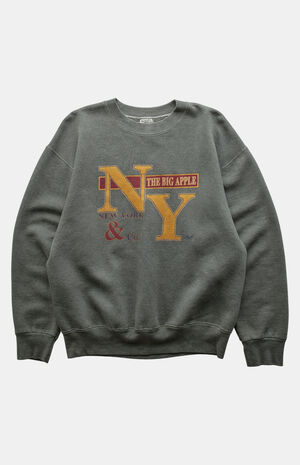 90s NY the Big Apple Crew Neck Sweatshirt image number 1