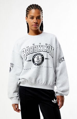 Brooklyn Nets Crew Neck Sweatshirt image number 1