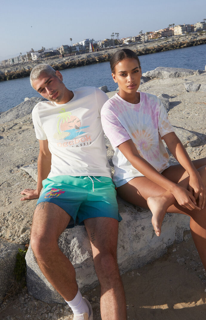 Classic Sunrise Graphic T-Shirt