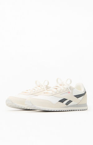 Women's White Classic AZ Sneakers image number 2