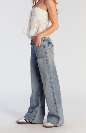 Lena Low Rise Super Baggy Jeans Light Indigo Tinted Lena Low Rise Super Baggy Jeans Light Indigo Tinted image number 3