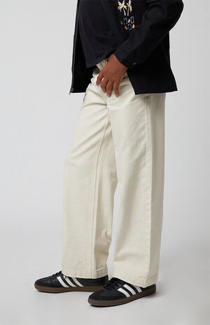 Clover Cream Baggy Jeans image number 4